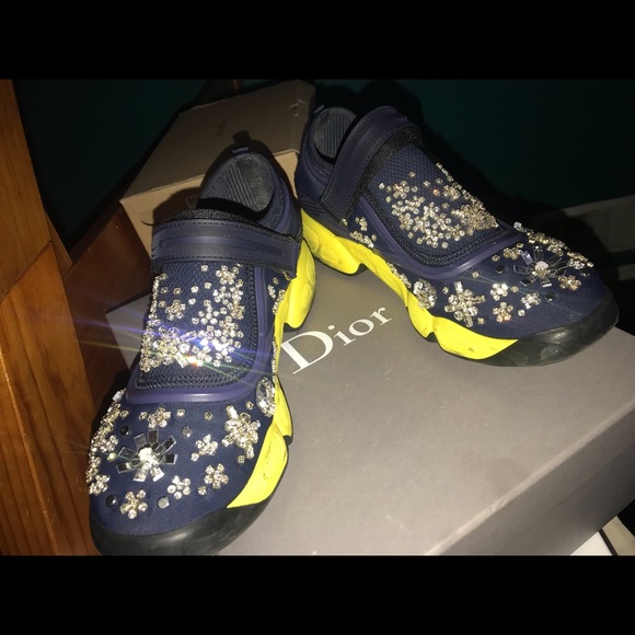 SOLDDDDDD - Picture 3 of 5